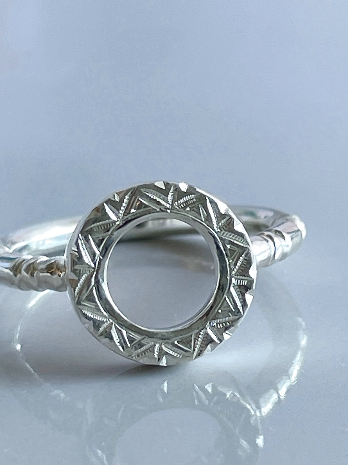 Saiwa ring