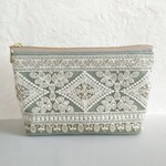 インド刺繍＊ポケットティッシュケース付ポーチ
