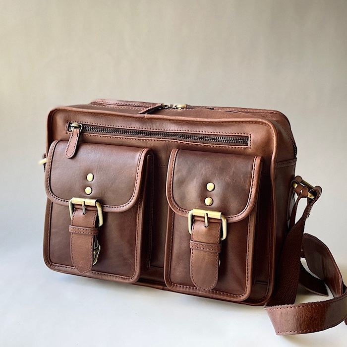 Valiseブラック レザー 本革ビジネスバッグ the british bag Valiseブラック レザー 本革ビジネスバッグ the british bag