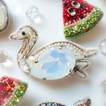 新作✨スワンちゃん🦢ブローチ【即納作品】
