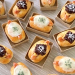  〈2点SET〉ミニチュアフード　チーズホットドッグ