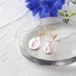 ＊大ぶりバロック淡水パールのフレンチフックピアス＊サージカルステンレス＊イヤリングに変更可