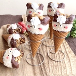 KUMAアイスクリームコーンキーリング🧸🍫