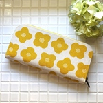 かわいい布で作った長財布　軽量なのに大容量！ナチュラルイエローフラワー