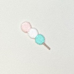 🍡刺繍ワッペン★3色だんご🍡１枚／ハンドメイド　素材　食べ物　和菓子
