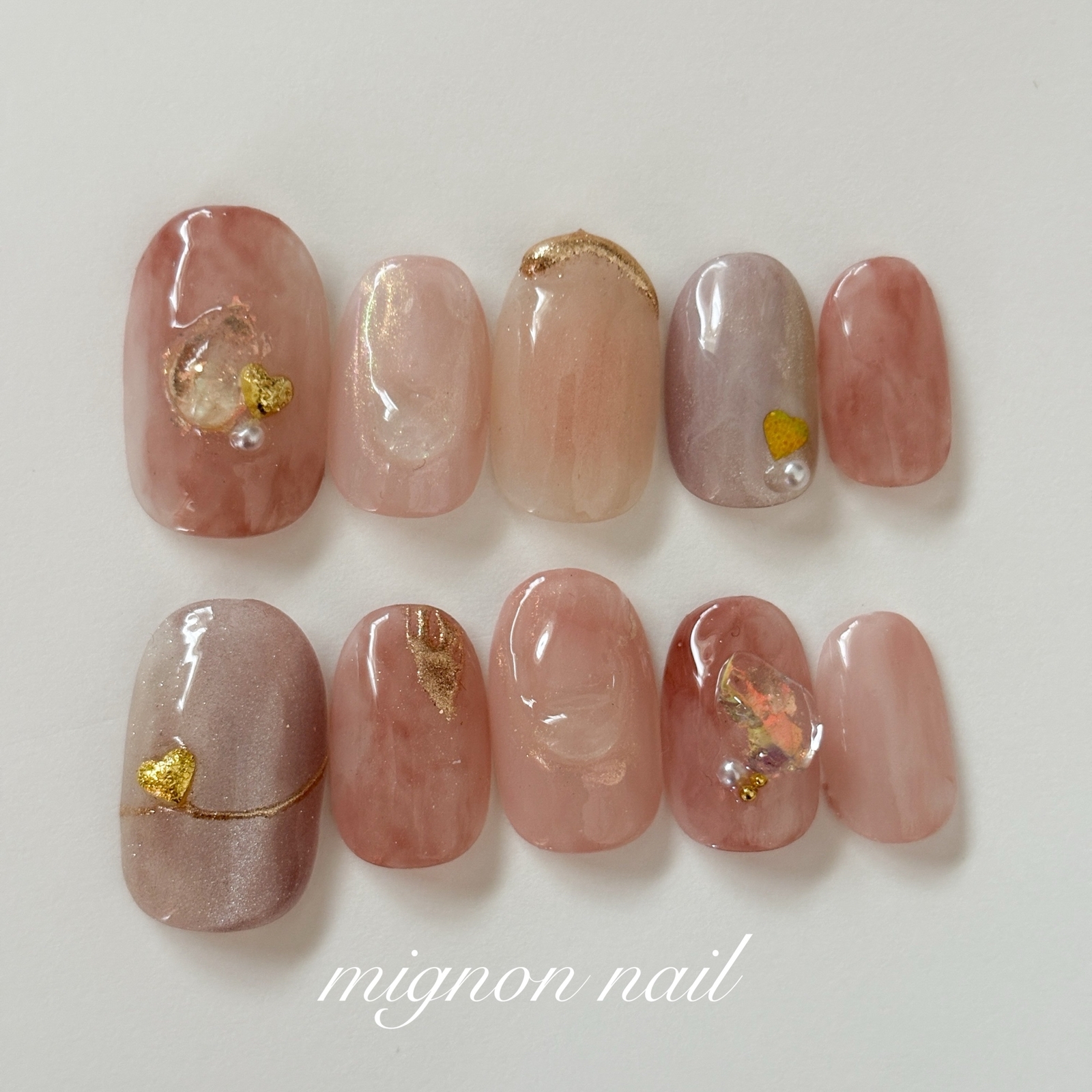 くすみグレージュべっ甲ニュアンスネイル ミラーフレンチ韓国 ちゅるん 秋 金 冬 くすみグレージュべっ甲ニュアンスネイル ミラーフレンチ韓国 ちゅるん