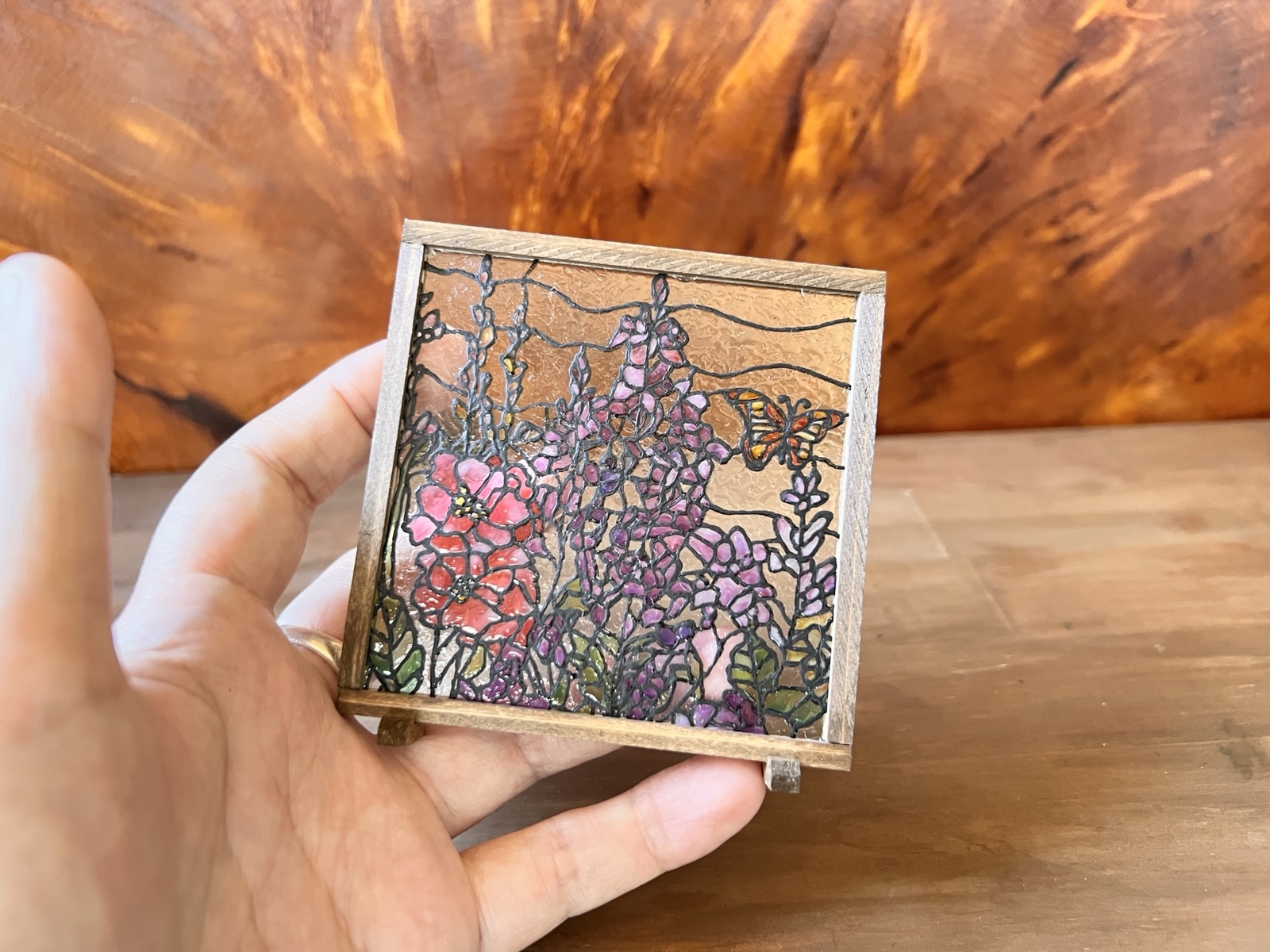 【cinnamon さま】 vintage ❀ ステンドグラスの 小さなランプ ステンドグラスおどる虫工房 ランプ 作品一覧 | iichi 日々の