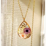 お花のレジンネックレス【値下げ中】
