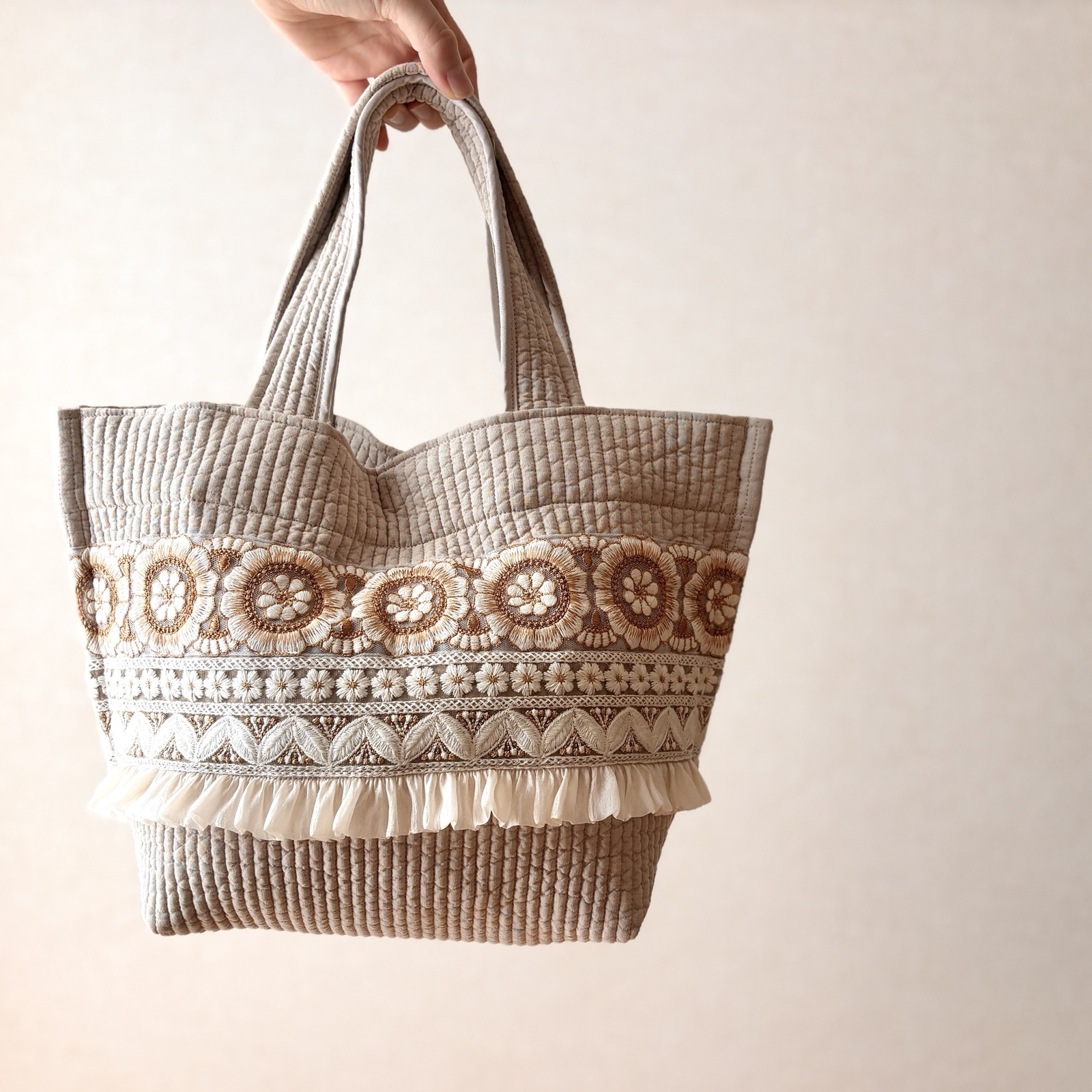 インド刺繍リボンのヌビバッグ】 インド刺繍バッグ トートバッグ