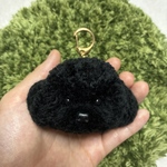 ＊うるうるおめめのトイプードル　ぬいぐるみマスコット毛糸キーホルダー＊　　ブラック黒　うちの子　オーダー　犬グッズ　ペットグッズ