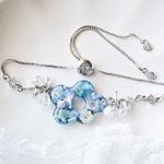 青いお花のブレスレット