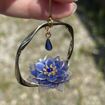 咲き誇る月下美人‪ 【ウェーブ】ブルー💙💙揺れる ピアス イヤリング