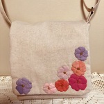 送料込み♪花のアップリケの斜め掛けバッグ