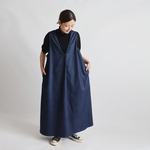 冬／クリスマスＳＡＬＥ　１２３cm　ぐーんと伸びる伸縮ストレッチ生地　Vネック　ロング　ワンピースゆったりスパンデックス　ネイビーデニム　F52A