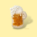 生ビールのビーズ刺繍ブローチ