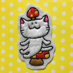 あやしいキノコとねこのワッペン