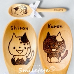 ねこの名入れ木製スプーン☆白猫黒猫 オーダーメイド オーダー制作 卒園卒業記念品 ネコ 席札 誕生日 出産祝い 結婚祝い 記念日 木婚式 ギフト プレゼント ネコ 木のスプーン 退職祝い 引越し祝い