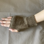 tempe様オーダー品　手の甲カバー