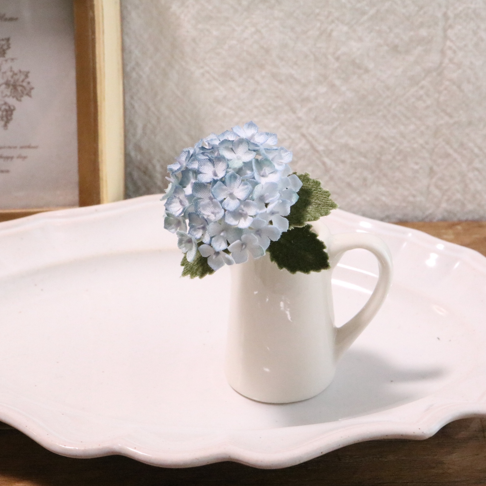 ⭐︎ペンペン⭐︎ アンティーク布花　ブーケ 布花 小さな草花ブーケ . レンゲ草 作りました。 小さなパーツを