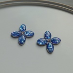 シェルの煌めき・紫陽花/ステンレスピアス〈イヤリング変更可能〉