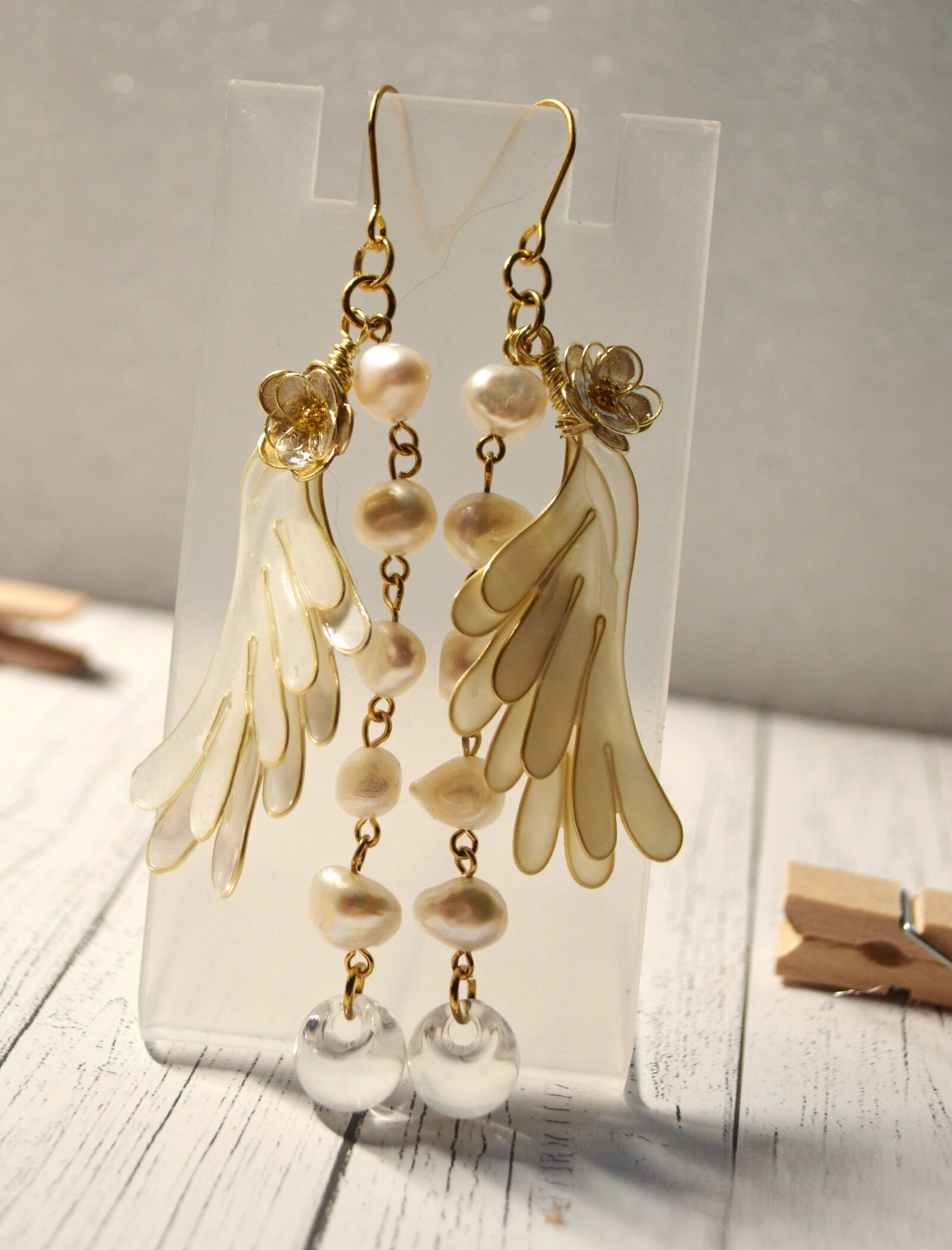 ☆❤️ 天然石　水晶　羽　ウィング　薔薇　ピアス　イヤリング　ハンドメイド ☆❤️ 天然石 水晶 羽 ウィング 薔薇 ピアス イヤリング ハンドメイド