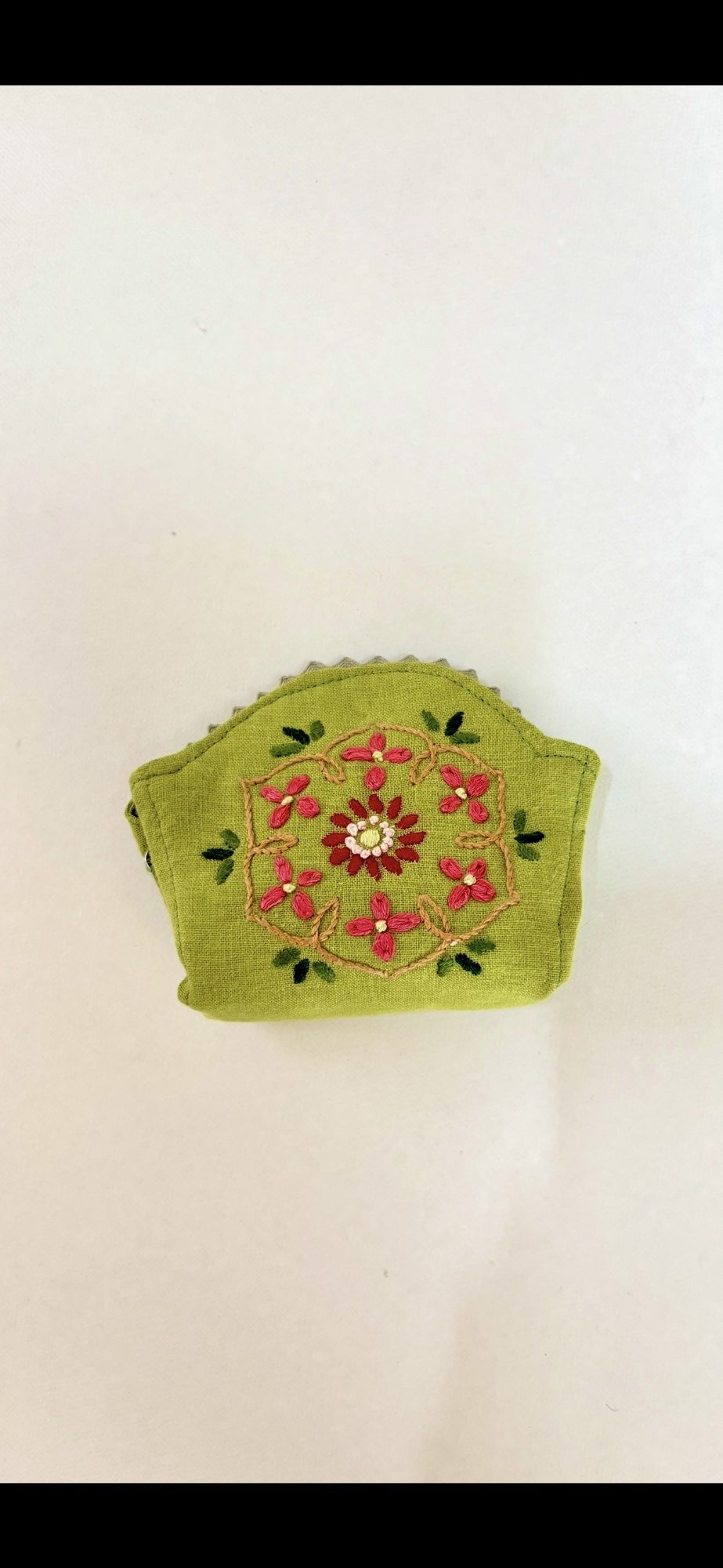 白い紫陽花 〉刺繍フレーム - sakurasaku | minne byGMOペパボ