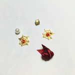 宝石のクモの巣ピアス
