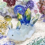 Uo645［クォーツ］宇宙を宿すガラスのウミウシ