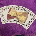 【畳ヘリ髪飾り】ピンク×桜　金襴リボン お祭り 各町内ミニ扇子、ミニうちわ、カボションパーツをつけれる