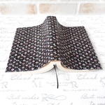 ラミネート　文庫本カバー／手帳カバー【Forest Wave　フォレスト・ウェーブ(ミストブラック)】リバティ生地使用　◎内布・しおり紐付き　◎軽量