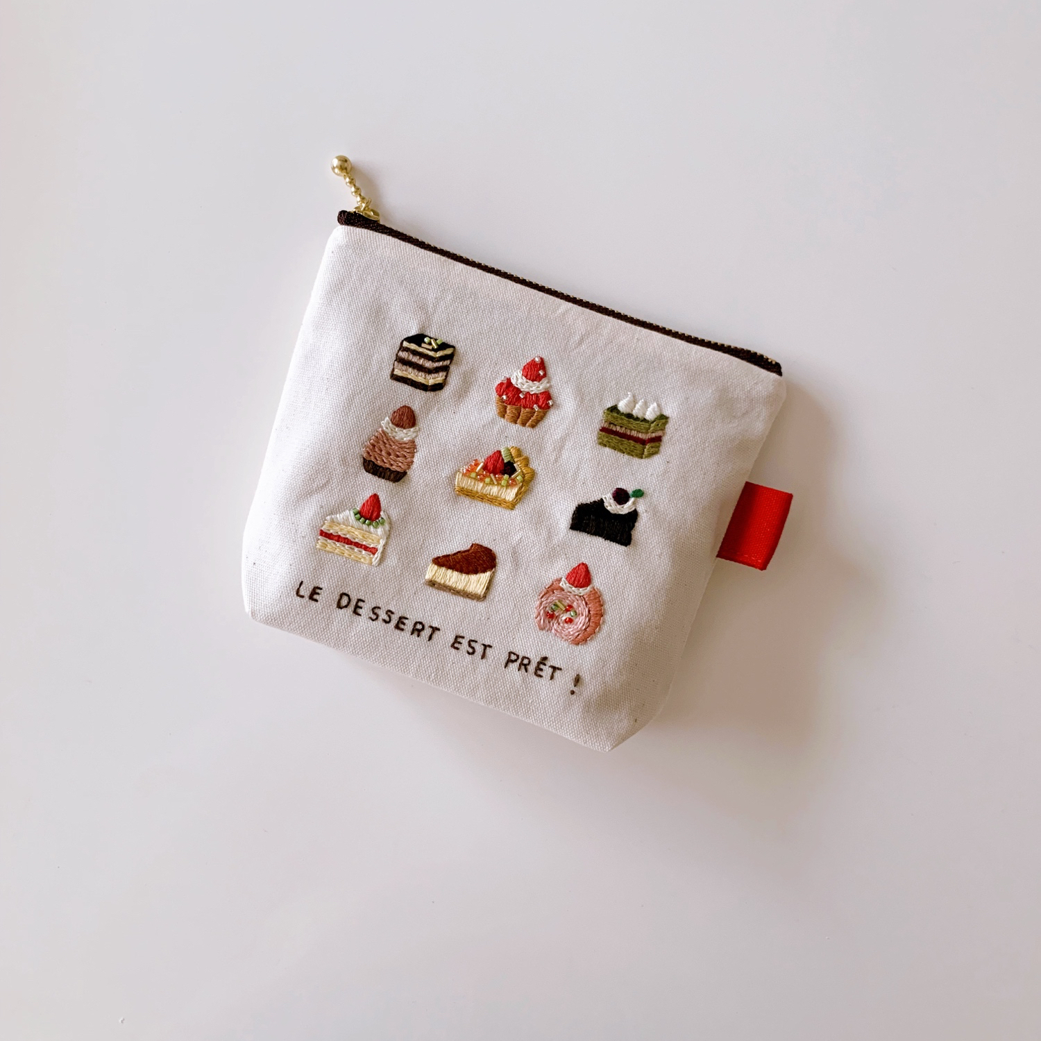 手刺繍】ポップコーン刺繍の四角い巾着【生成り】 - HEMICO