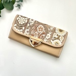 三角ロック⭐︎ インド刺繍リボン　 長財布　ぱっと開いて使いやすい♪　クラシカルな華やかさ　