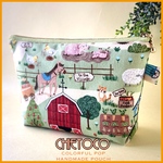 ファスナーポーチ 動物沢山のビレッジ柄　USAコットン 化粧ポーチ プチギフト ポケット付き カラフル POP プレゼント