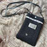 スマホポーチ　スマホポシェット　ショルダー　ヌビ　ダークグレーブーケ