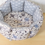 ［完成品］すっぽりペットベッドＭサイズ【猫だらけグレー】落下防止に便利なループつき