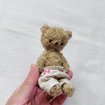 紅茶染めベロくま【１１cm】小さなぬいぐるみ／ハンドメイドミニチュアテディベア