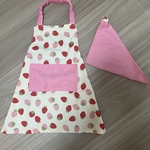 子どもエプロン　キッズエプロン三角巾セット　ハンドメイド　イチゴ柄