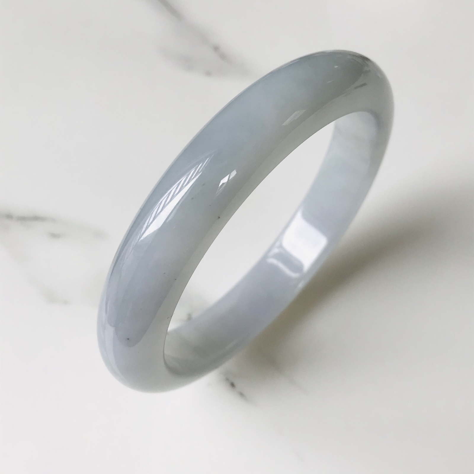 ジェイド　翡翠　ヒスイ　一点もの　希少　バングル　ミャンマー産　56.7mm