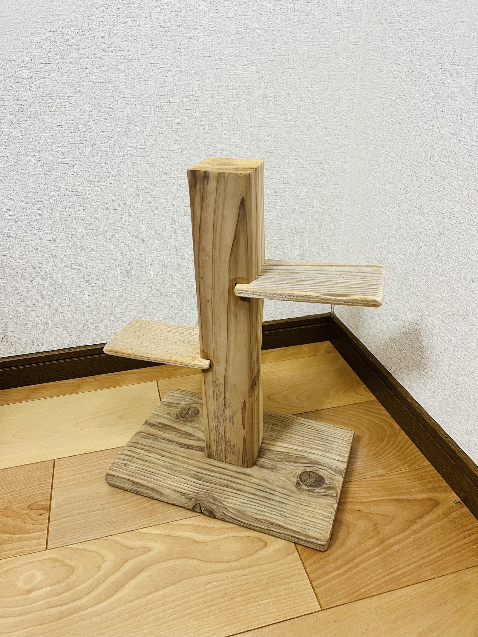 天然木ジュニパ 大型バードスタンド - frankyboy | minne byGMOペパボ