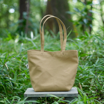 ベージュ　シンプルショルダートート