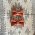 【受注生産】レザーリボンＭ（キャロットオレンジ）