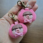 フリースキーホルダー　ピンクぶた