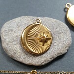 [1pcs] オール ステンレス 月 & 星 チャーム ゴールド 18KGPイオンメッキ サージカルステンレス 金属アレルギー対応