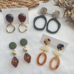 ［5点セット]ピアス　イヤリング　大振りピアス　おおぶり　まとめ売り　