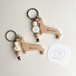 【名入れ無料】愛犬キーホルダー　お名前キーホルダー　ネームキーホルダー　ネームタグ木製　ペット　花ウッド　ダックスフンド