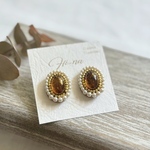 「clearBrown」チェコガラスとビーズ刺繍ピアス/イヤリング  べっ甲のような蜜色ブラウン