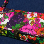 ピンクお花畑の長財布