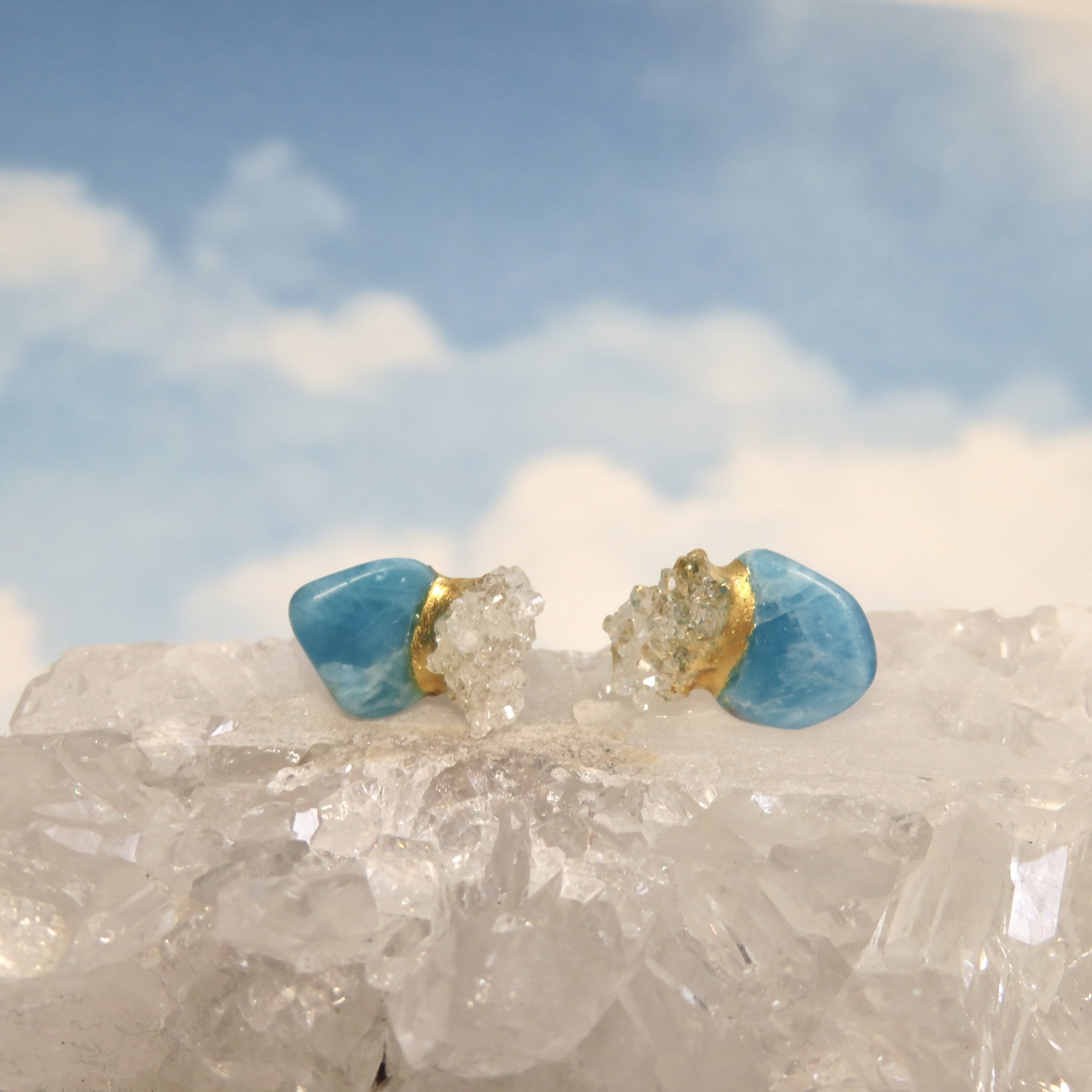 空と雲の粒子＊水晶×アパタイト＊金継ぎピアス／Msize
