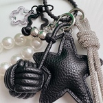 ☺︎じゃらじゃらキーホルダー☺︎バッグチャーム☺︎チャーム☺︎キーホルダー☺︎星☺︎パール☺︎黒☺︎キラキラ☺︎モノクロ☺︎大人可愛い