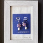 水引アクセサリー　藤色のあわじ玉とコットンパールのピアス　No.492